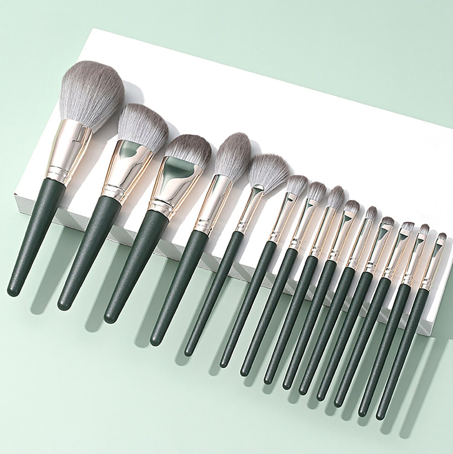 Green Cloud 14 Makeup Brushes Suit - My Store